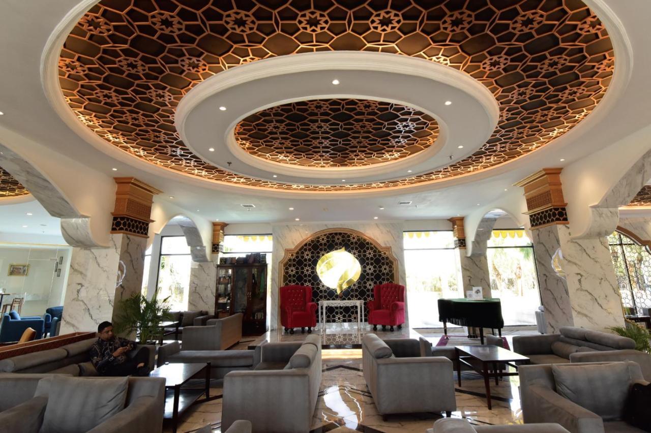 Hermes Palace Hotel Banda Aceh Zewnętrze zdjęcie