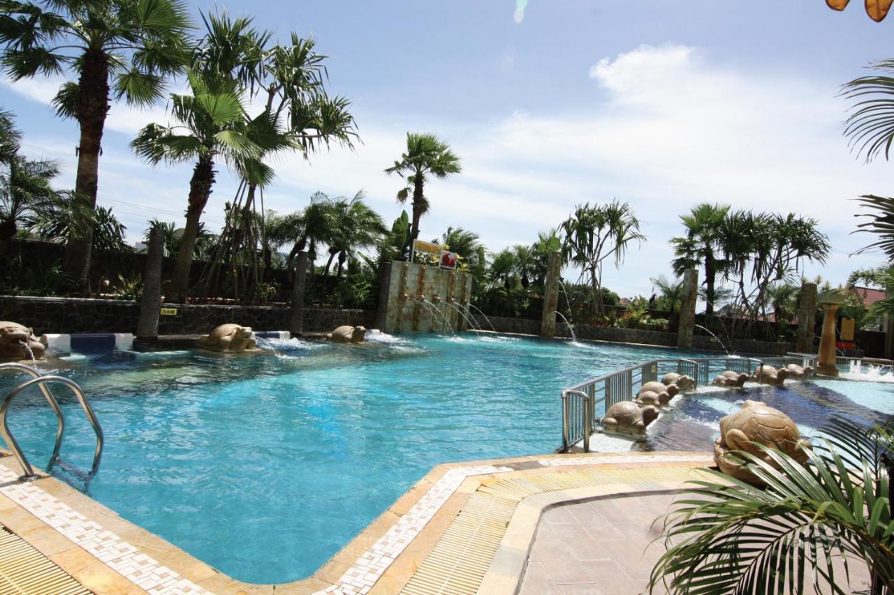 Hermes Palace Hotel Banda Aceh Zewnętrze zdjęcie