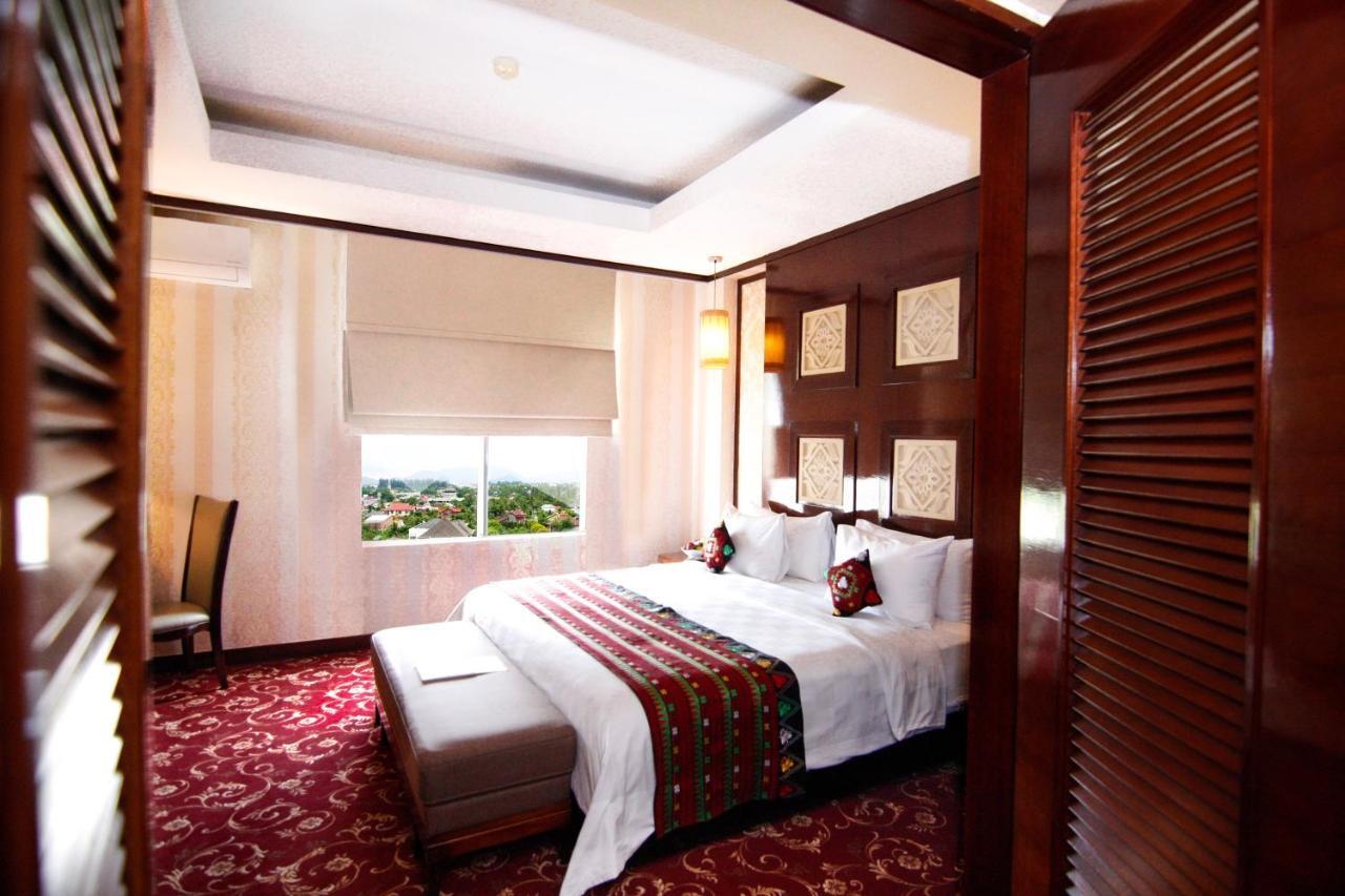 Hermes Palace Hotel Banda Aceh Zewnętrze zdjęcie