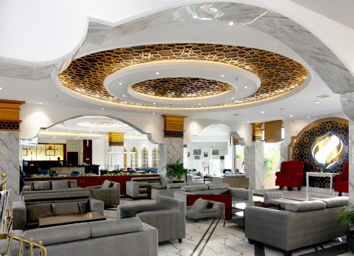 Hermes Palace Hotel Banda Aceh Zewnętrze zdjęcie