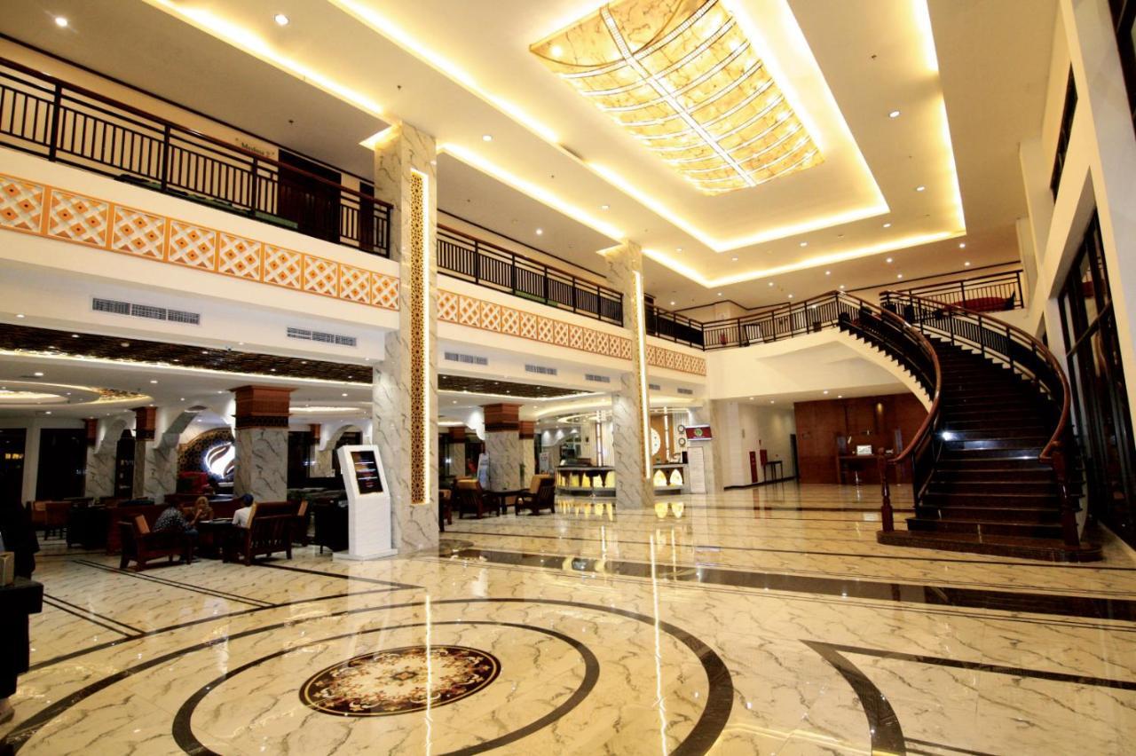Hermes Palace Hotel Banda Aceh Zewnętrze zdjęcie