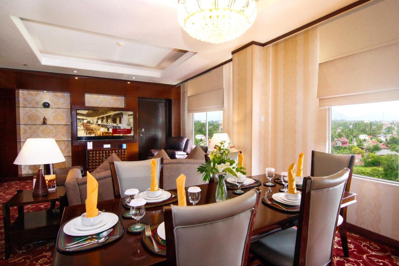 Hermes Palace Hotel Banda Aceh Zewnętrze zdjęcie