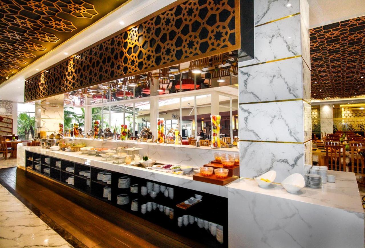 Hermes Palace Hotel Banda Aceh Zewnętrze zdjęcie