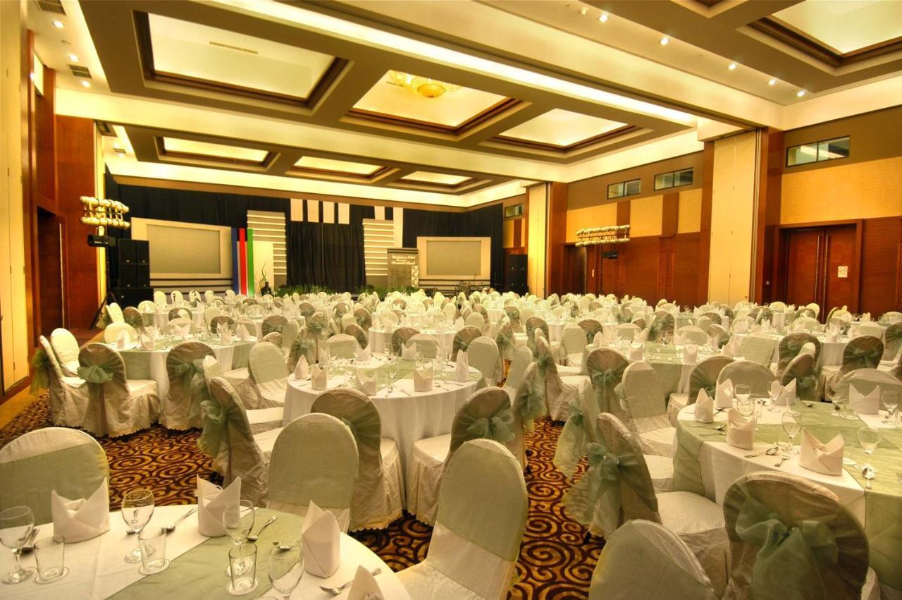 Hermes Palace Hotel Banda Aceh Zewnętrze zdjęcie