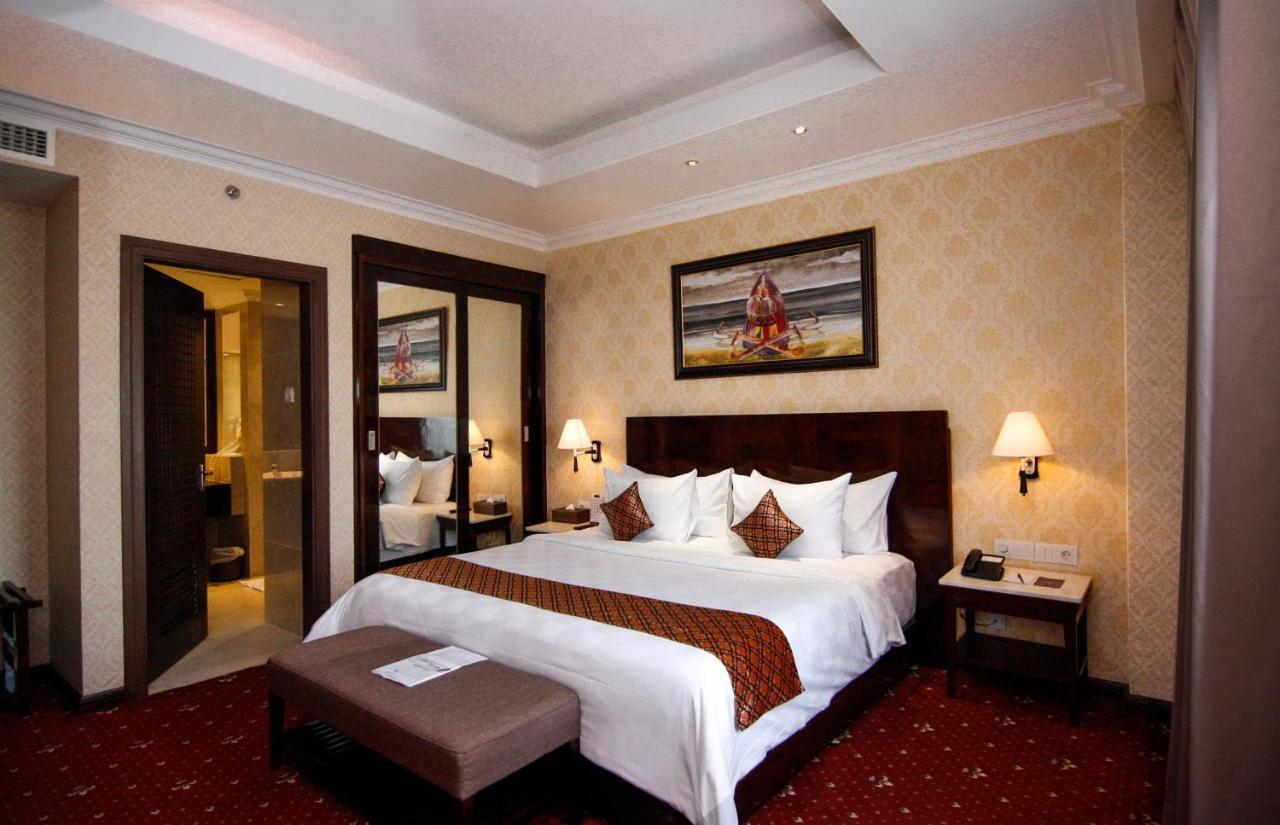 Hermes Palace Hotel Banda Aceh Zewnętrze zdjęcie